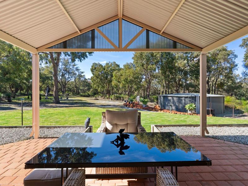 265 Rosewood Drive, Chittering