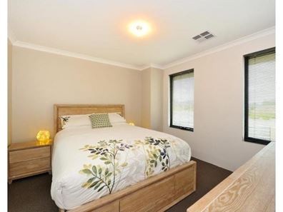 36 Baroness Rd, Baldivis WA 6171