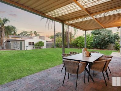 4 Edgecumbe Street, Como WA 6152