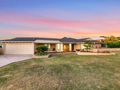 11 Blakers Ridge, Winthrop WA 6150