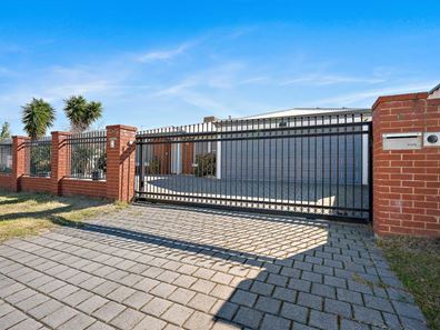 6 Swinden Court, Maddington WA 6109
