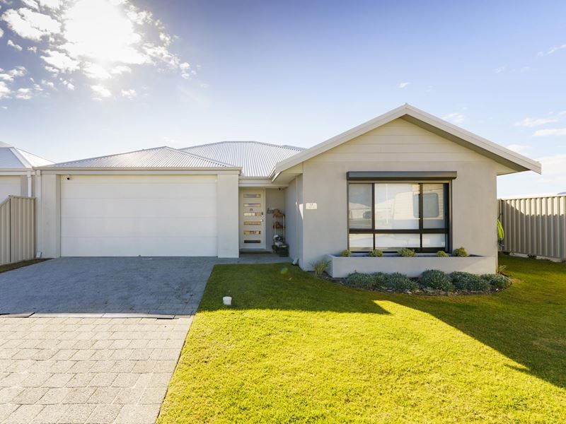 17 Marigold Way, Alkimos WA 6038