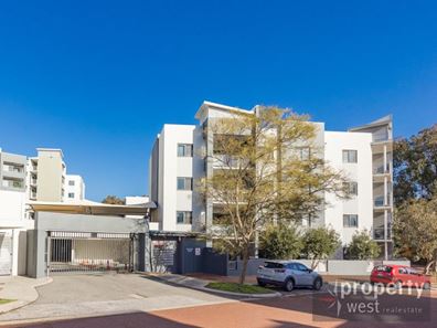 36/2 Walsh Loop, Joondalup WA 6027