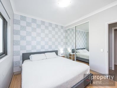 36/2 Walsh Loop, Joondalup WA 6027