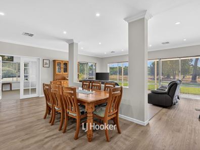 199 Harold Douglas Drive, Dardanup West WA 6236