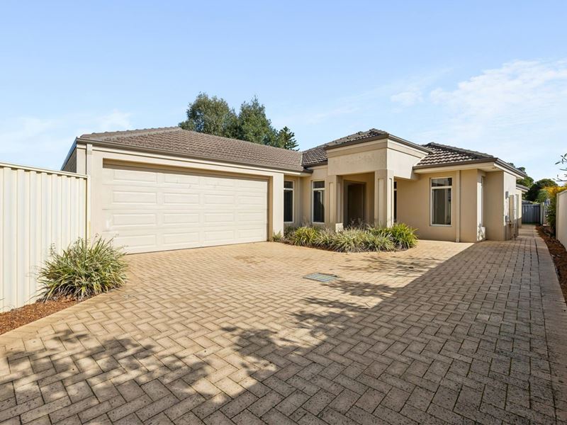 60A Grand Parade, Redcliffe WA 6104