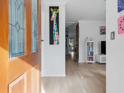 92 Coronata  Drive, Warnbro WA 6169