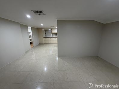 1 Amcer Rise, Stratton WA 6056