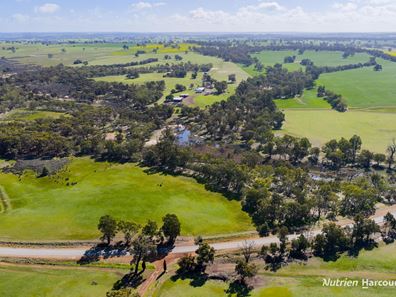 1722 Williams-Darkan Road, Williams WA 6391