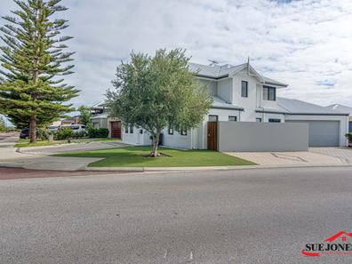 2a Queenscliff Parade, Quinns Rocks WA 6030