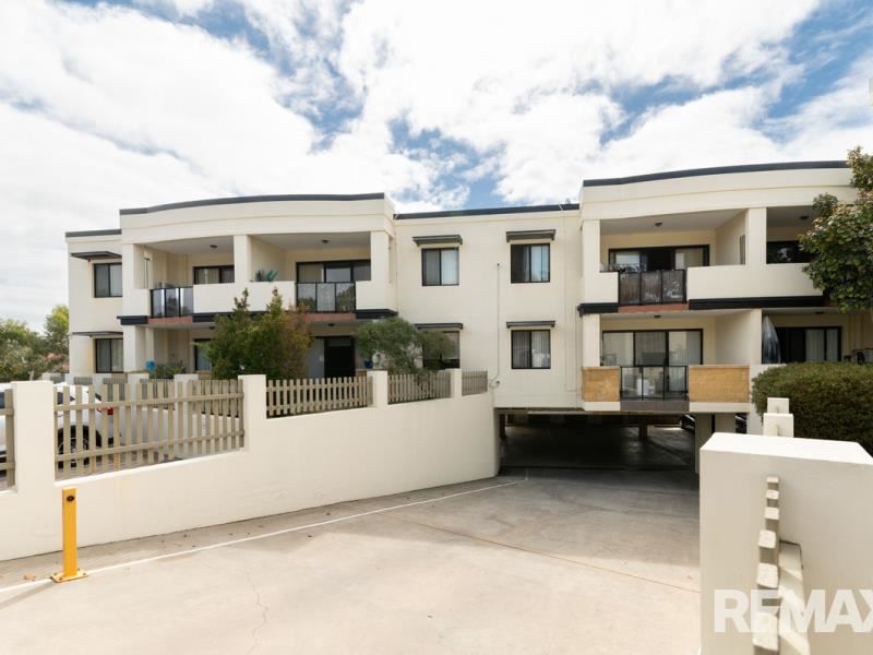 22/5 Eastleigh Loop, Currambine WA 6028