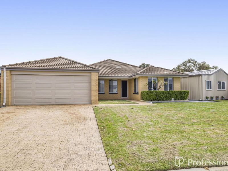 17 Hunt Road, Byford WA 6122