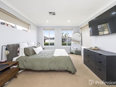 17 Hunt Road, Byford WA 6122