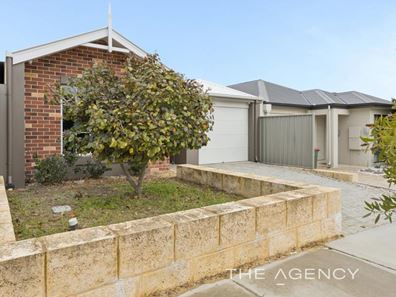 14 Mikado Road, Eglinton WA 6034
