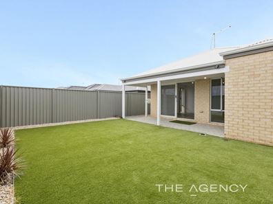14 Mikado Road, Eglinton WA 6034