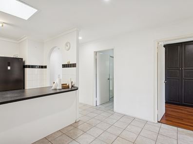 32 Abercairn Way, Parkwood WA 6147