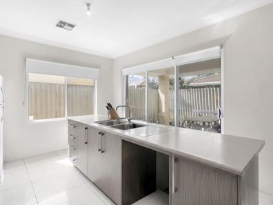 22A Hooson Way, Wilson WA 6107