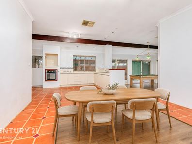 219 Warton Road, Thornlie WA 6108