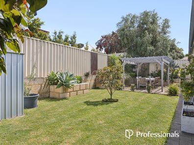16 Alderton Road, Butler WA 6036