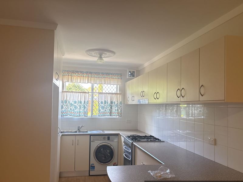 3/6 Astley street, Gosnells WA 6110
