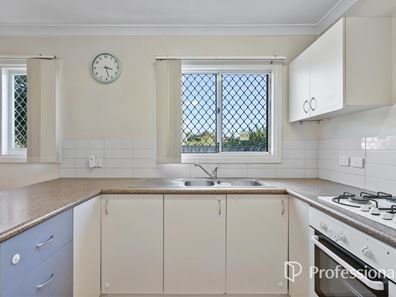 55 Curlington Crescent, Balga WA 6061