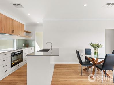 2A Antigonus Street, Coolbellup WA 6163