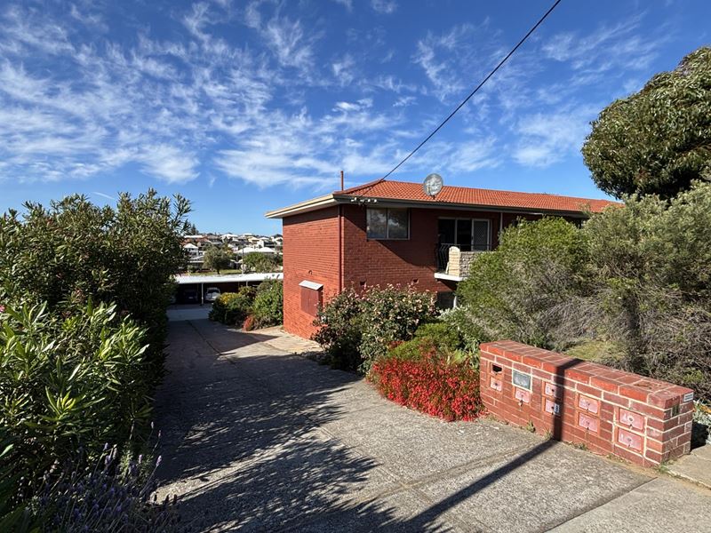 4/34 North Beach  Road, North Beach WA 6020