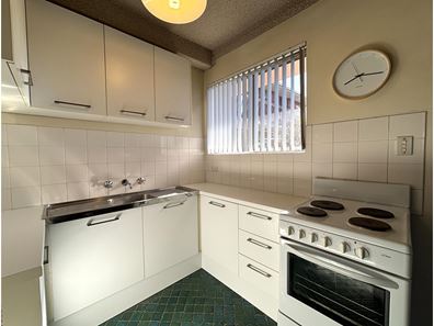 4/34 North Beach  Road, North Beach WA 6020