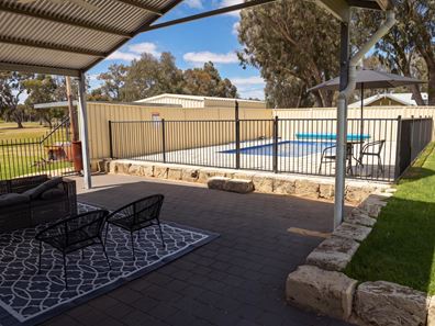 107 Crossman Road, Ranford WA 6390