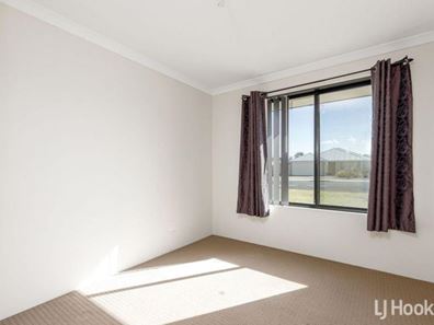 140 Braidwood Drive, Australind WA 6233