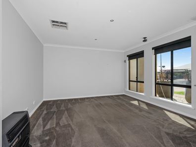 34 Nganka Way, Hannans WA 6430