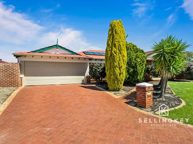 18 Durness Place, Canning Vale WA 6155