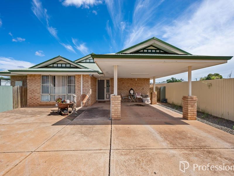 130A Lyall Street, Lamington WA 6430