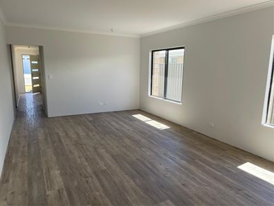 43 Nadilo Dr, Spearwood WA 6163