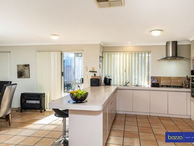 11b Spinnaker Crest, Ballajura WA 6066