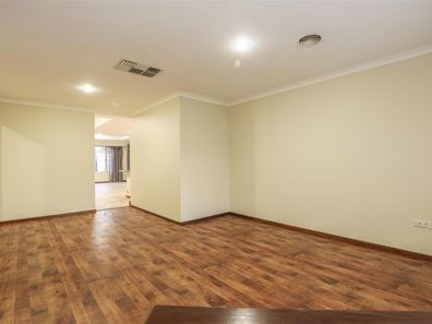 10 Serpentine Rise, Success WA 6164