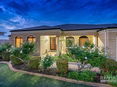 25 Shoalwater Parkway, Iluka WA 6028