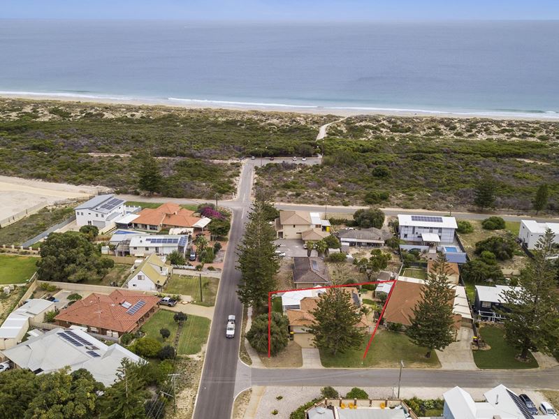 1 Bonito Place, Golden Bay WA 6174