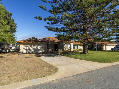 1 Bonito Place, Golden Bay WA 6174