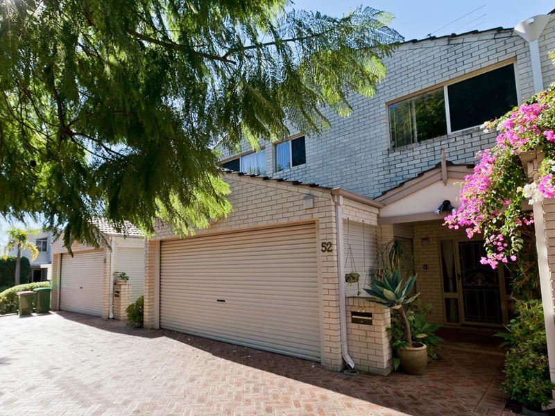 52/240 Burke Drive, Attadale