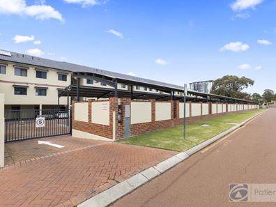 4/18 Kingsbury Road, Joondalup WA 6027