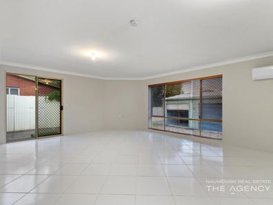 26 Derrington Crescent, Balga WA 6061