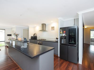 28 Gillson Mews, Baldivis WA 6171