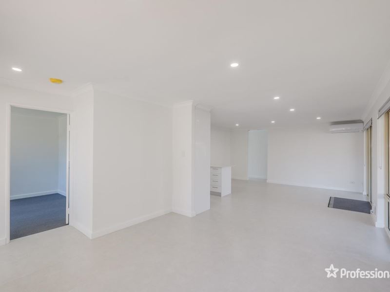 7 Bryce Gardens, Ballajura