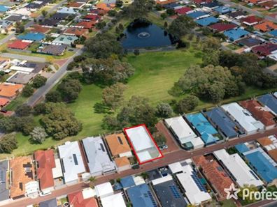 13 Grado Lane, Port Kennedy WA 6172