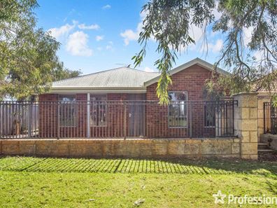 13 Grado Lane, Port Kennedy WA 6172
