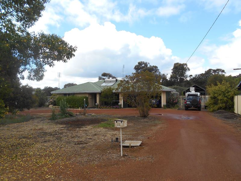 11 York Road, Collie