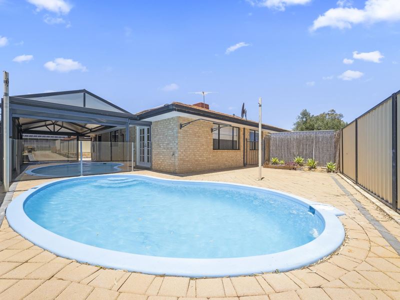 10 Daydream Way, Ridgewood