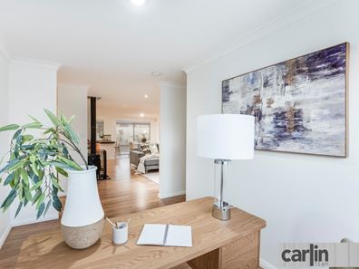 6 Carnegie Parade, Success WA 6164