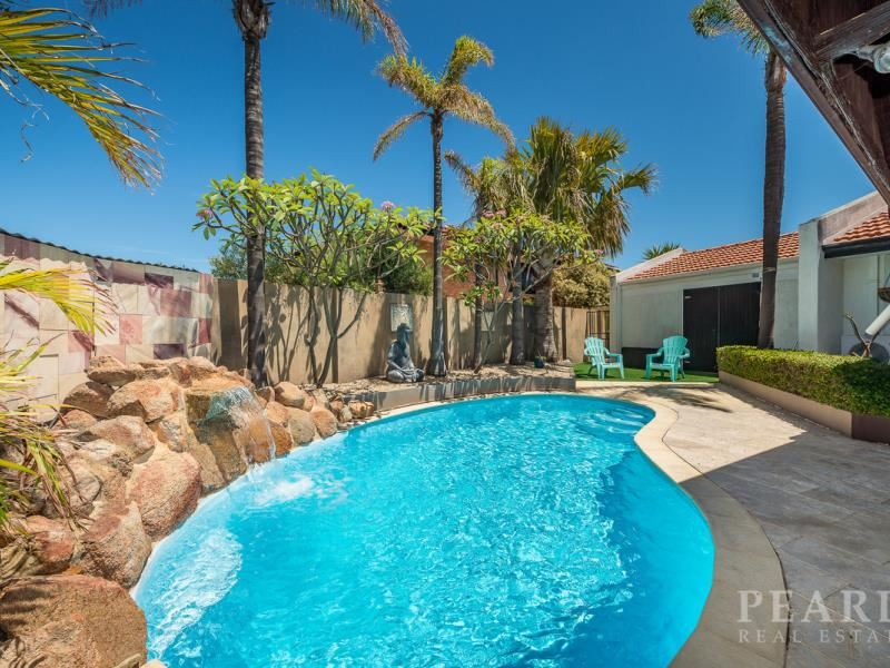 22 Fawley Retreat, Mindarie WA 6030